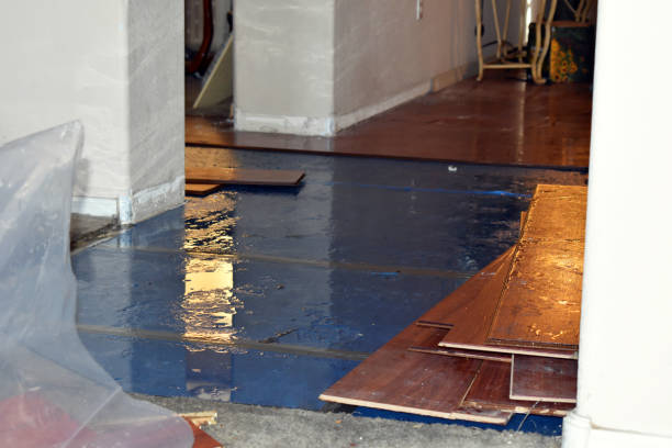 Professional Flood Damage Restoration technician working in Killbuck, OH